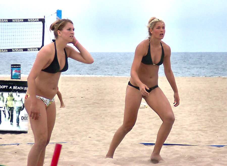 Huntington Beach, CA - Tập tin:Beach volleyball-Huntington Beach-California 1.jpg – Wikipedia  tiếng Vi